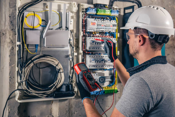 Best Emergency Electrical Repair  in East Dubuque, IL